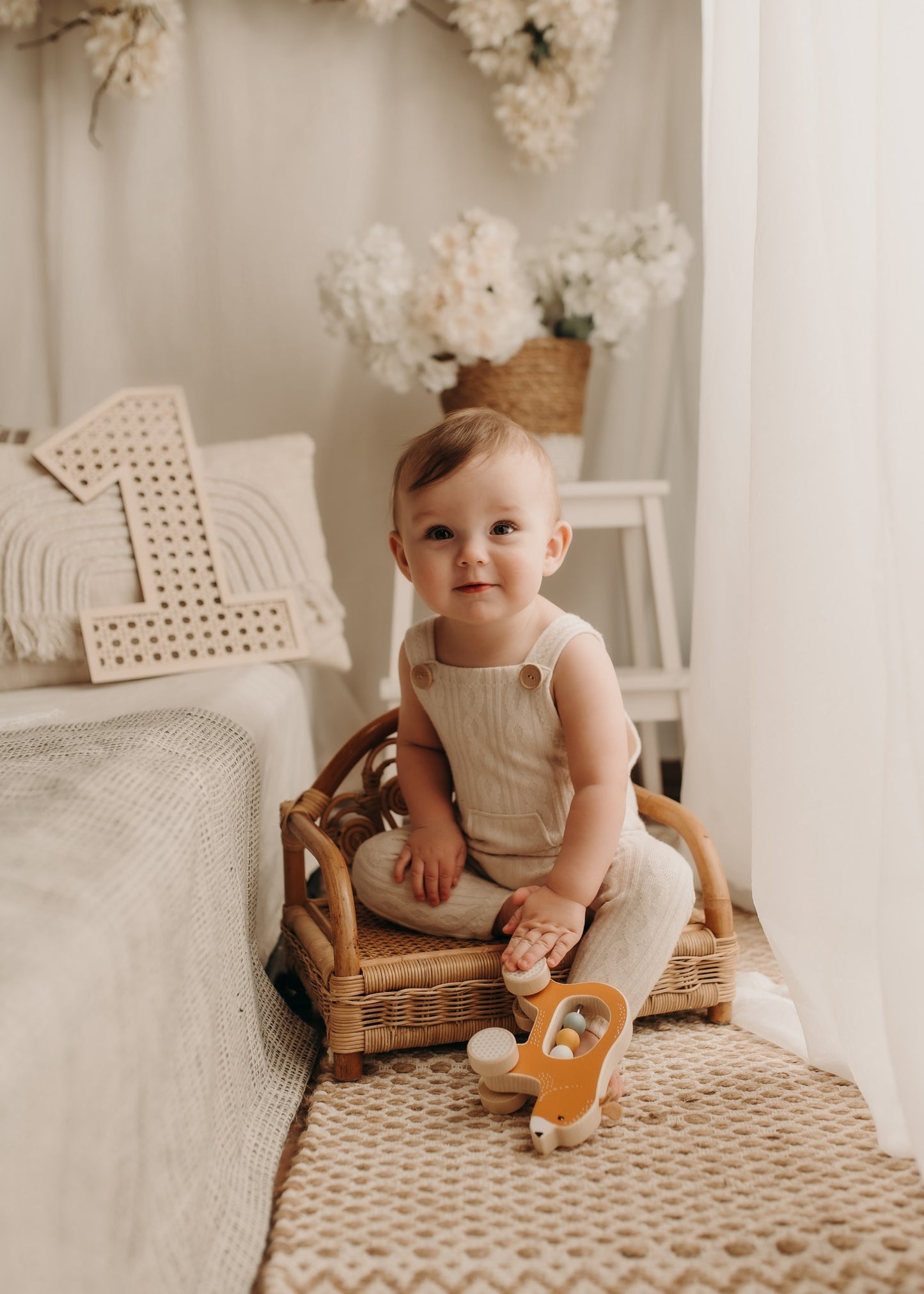 DONOVAN - romper sitter