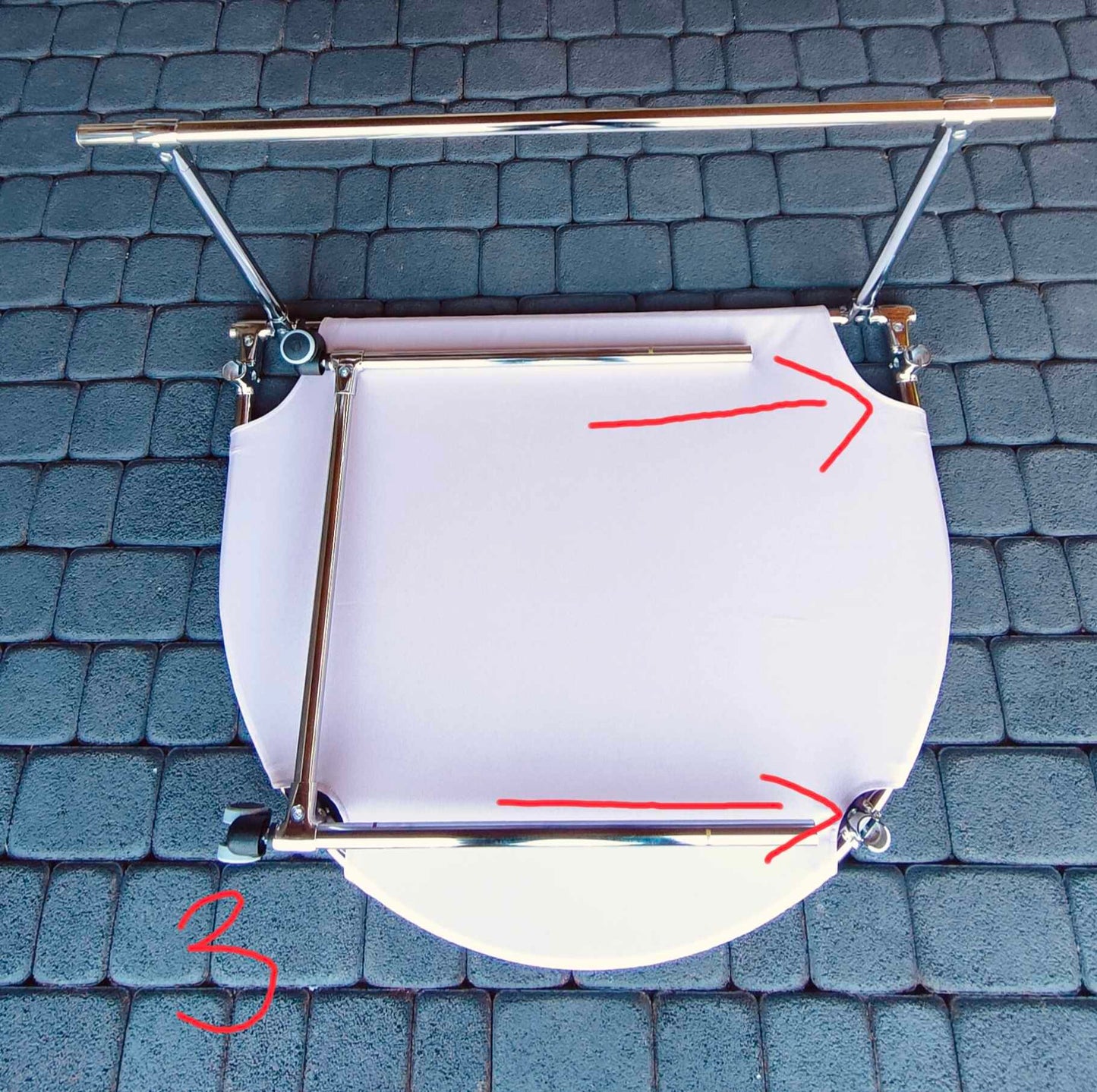 Posing Table - a table to the newborn position - dirti pink