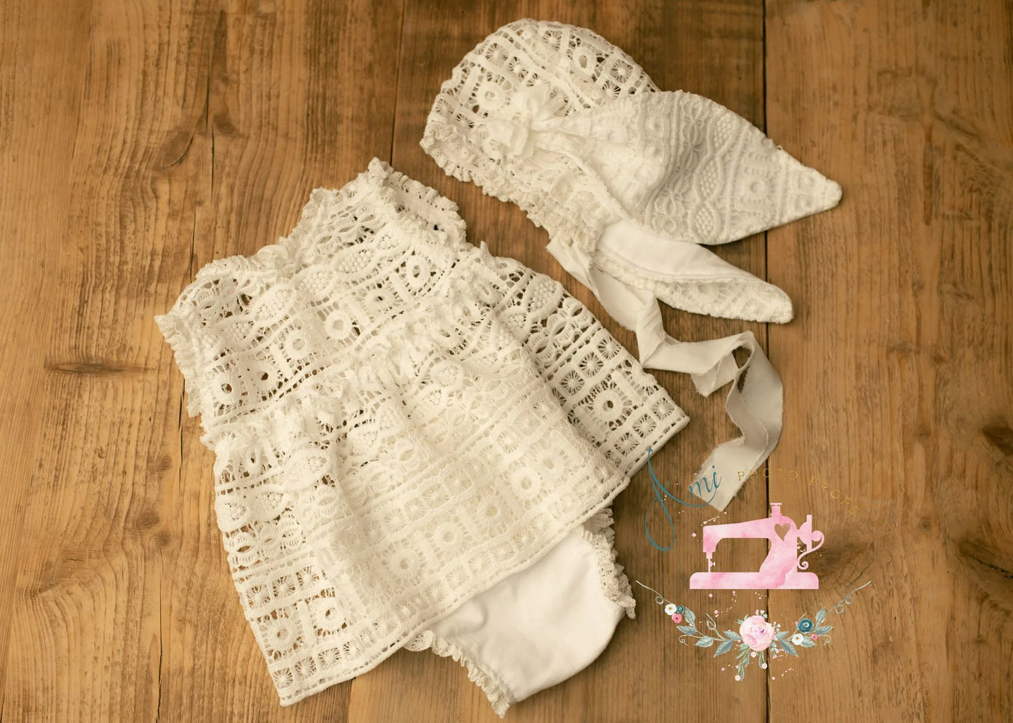 LACE BUNNY - set sitter