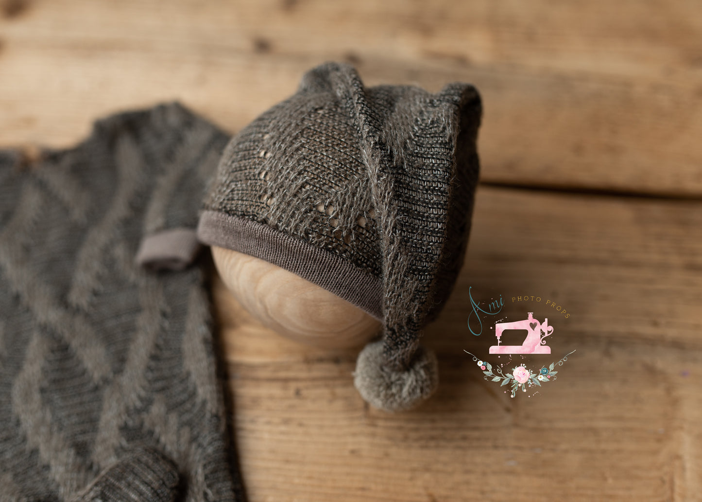 BRAD - romper and hat