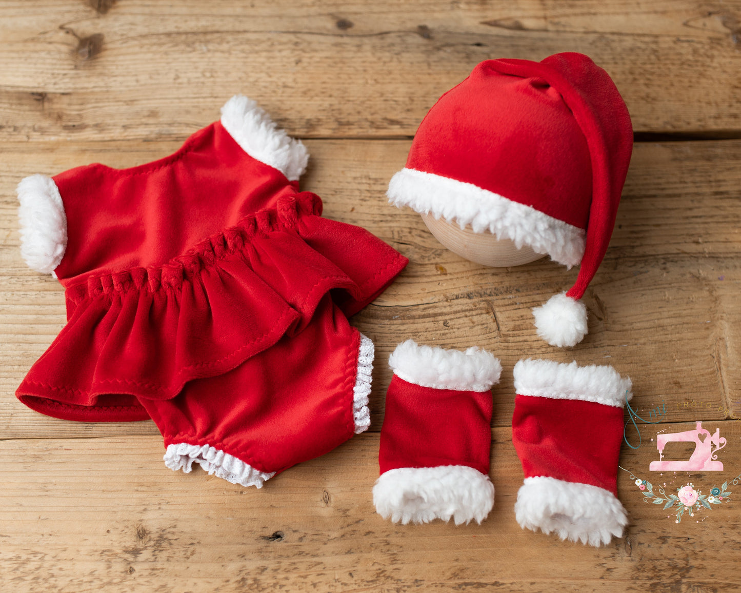 Mrs.NOCHOLAS - set dress, panties, hat and leggings