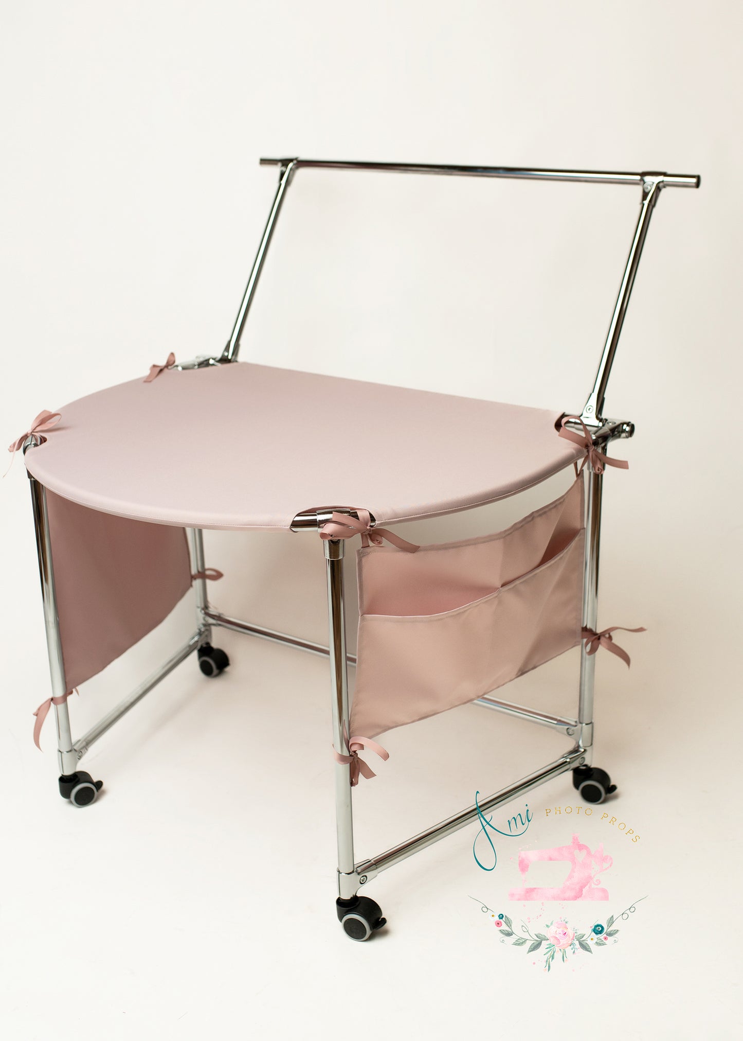 Posing Table - a table to the newborn position- pink