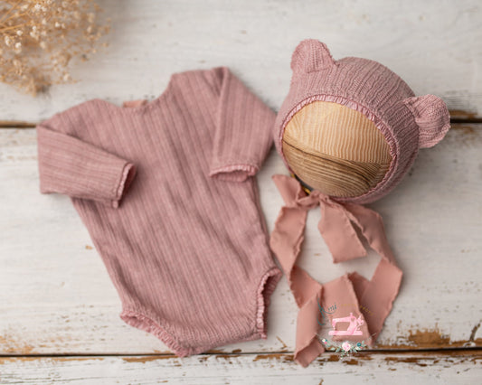 LUCY- rompers and bonnet nb